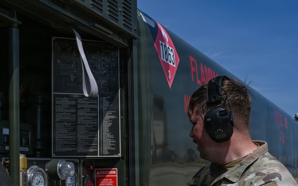 Freedom Flag 26-1: 31 CABS establishes contingency location for hot pit refueling