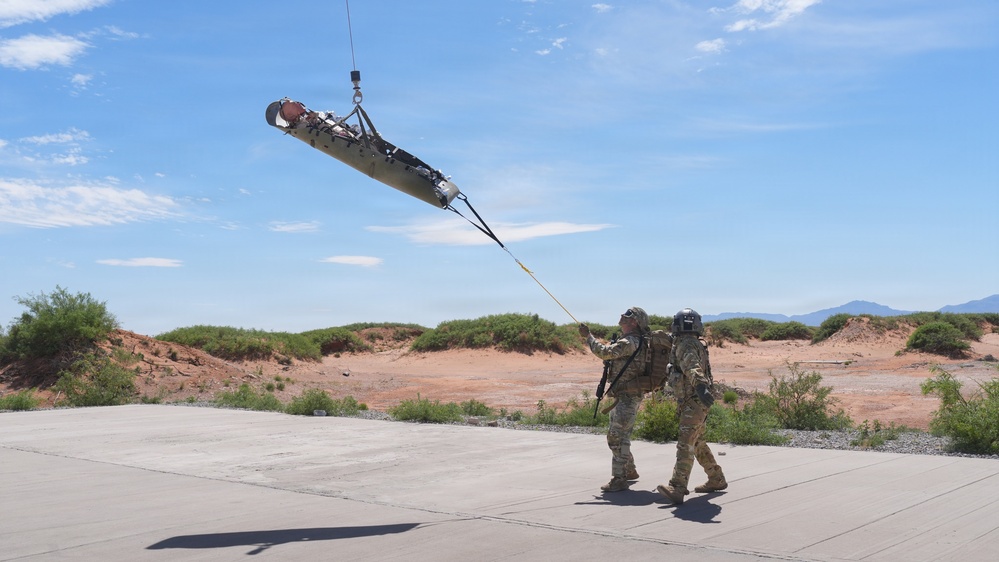 1st Armored Division CAB and HHBN conduct MEDEVAC cross-training