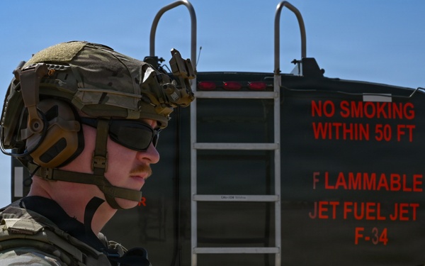 Freedom Flag 26-1: 31 CABS establishes contingency location for hot pit refueling