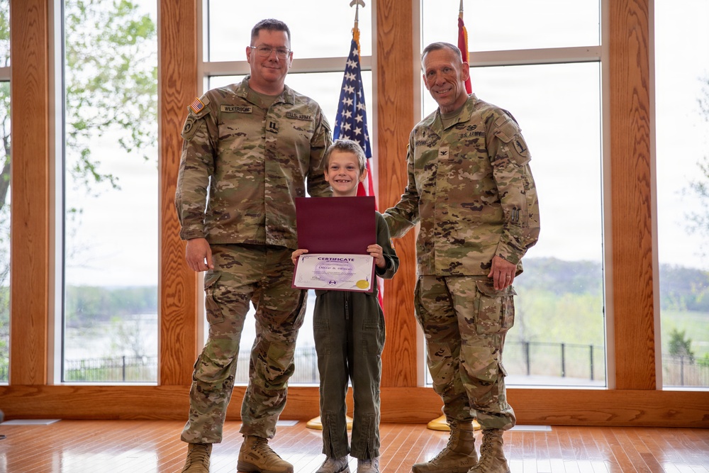 Missouri National Guard celebrates military children during family day event