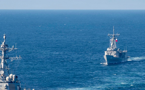 Chilean Navy and Nimitz Carrier Strike Group Photo Exercise