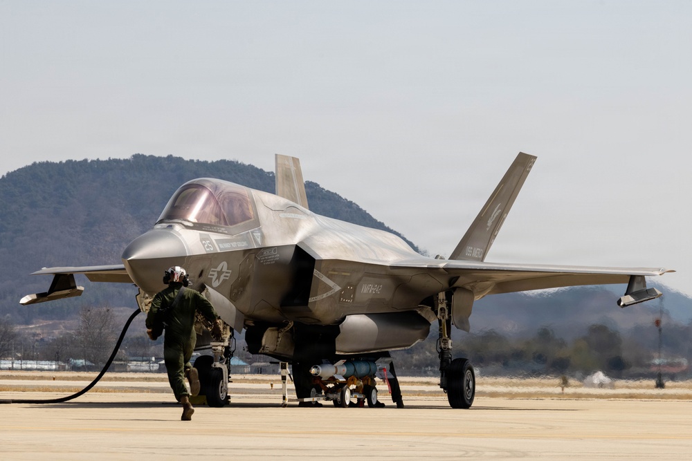 VMFA-242 takes to the skies out of Gwangju Air Base