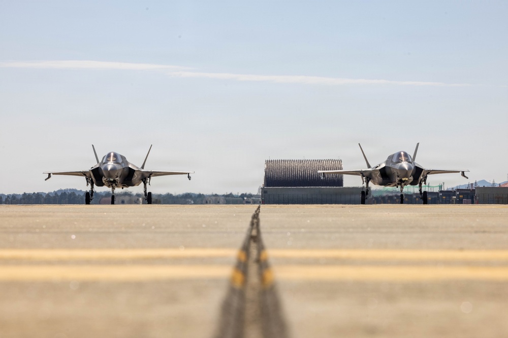 VMFA-242 takes to the skies out of Gwangju Air Base