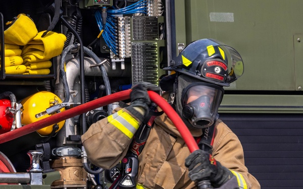 U.S. Marines partner with ROKAF for aircraft rescue training