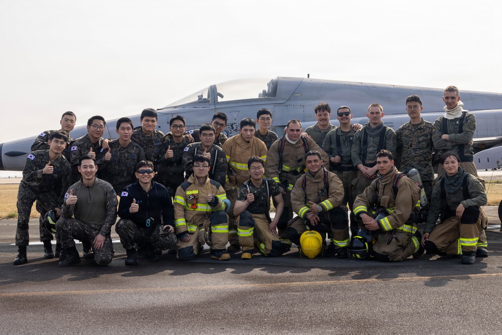 U.S. Marines partner with ROKAF for aircraft rescue training
