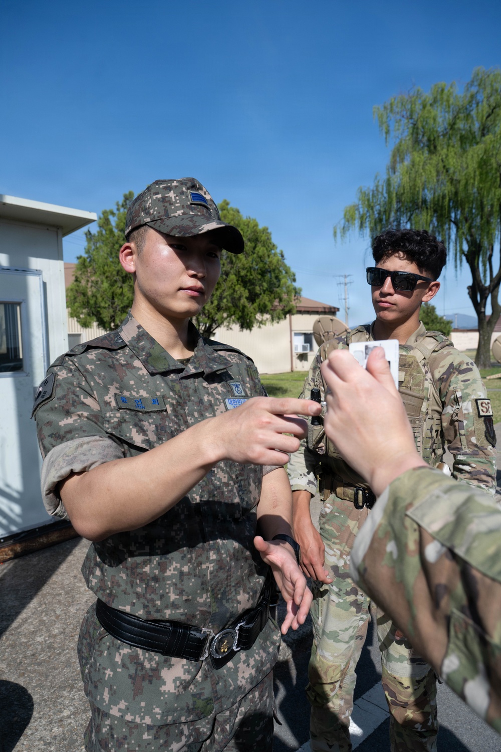 FF 26-1: ROKAF and USAF Security Forces bolster combined-force operations
