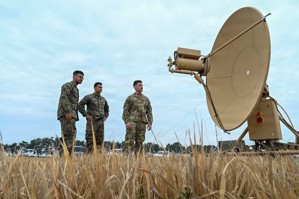 8th OSS weather flight immerses with U.S. Marine Corps follow-on forces