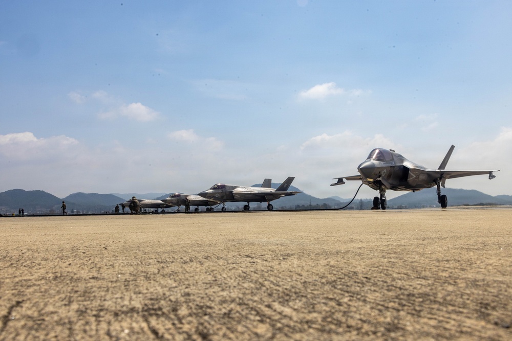 VMFA-242 trains with MWSS-171 during KMEP 26.1