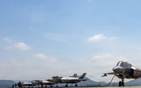 VMFA-242 trains with MWSS-171 during KMEP 26.1