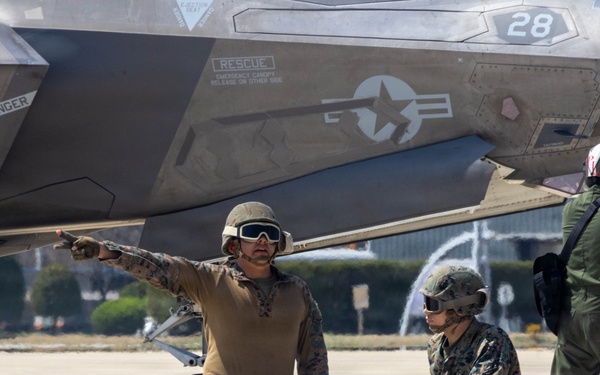 VMFA-242 trains with MWSS-171 during KMEP 26.1