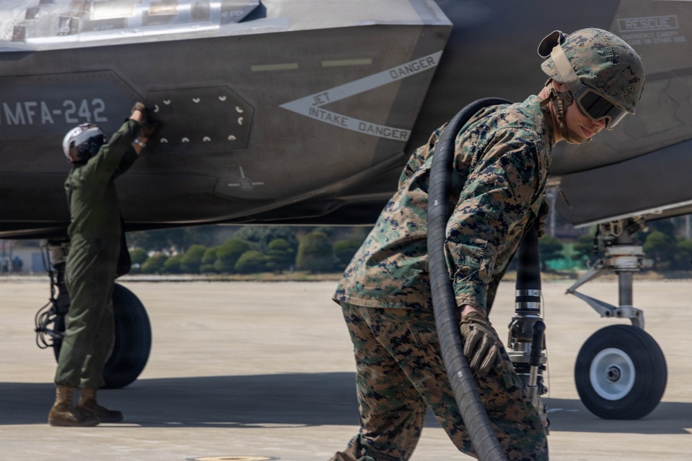 VMFA-242 trains with MWSS-171 during KMEP 26.1