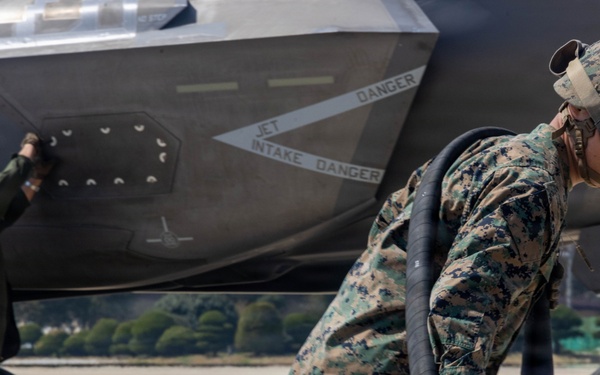 VMFA-242 trains with MWSS-171 during KMEP 26.1