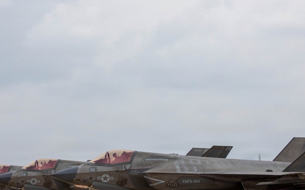 VMFA 242, VMFA-232 take to the skies above Gwangju Air Base