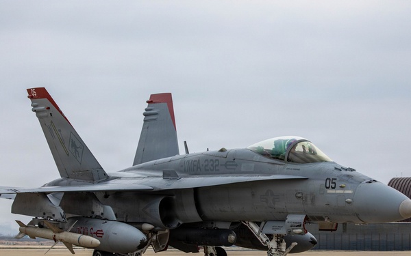 VMFA 242, VMFA-232 take to the skies above Gwangju Air Base