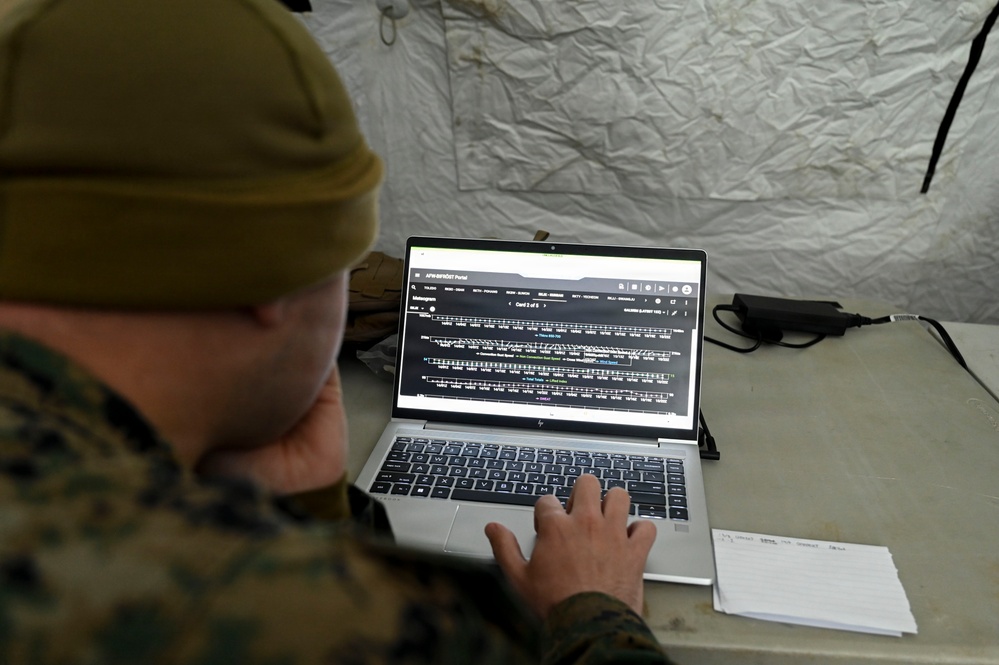 8th OSS weather flight immerses with U.S. Marine Corps follow-on forces