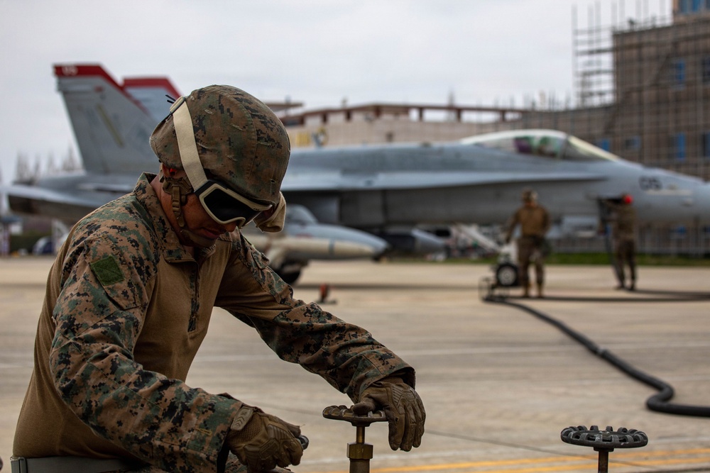 VMFA 242, VMFA-232 take to the skies above Gwangju Air Base