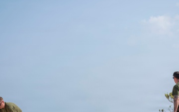 Boxer ARG Sailors, Marines Provide Humanitarian Aid