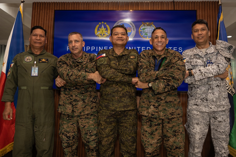Balikatan 2026: MAGTF CG Visits SOLCOM