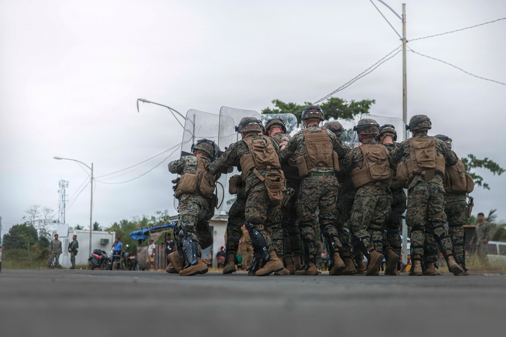 Balikatan 2026: 3rd MLR, 4th LEB practice riot control techniques training
