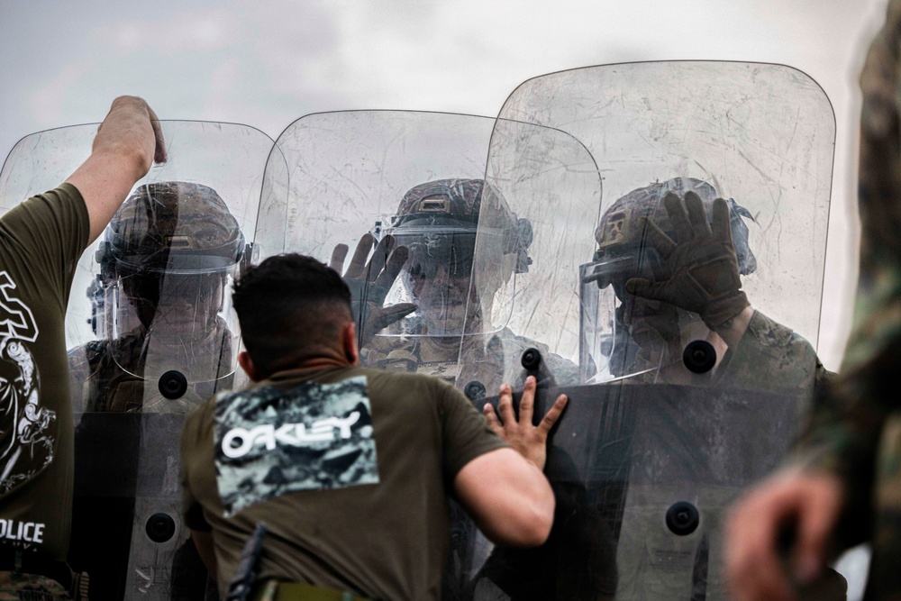 Balikatan 2026: 3rd MLR, 4th LEB practice riot control techniques training