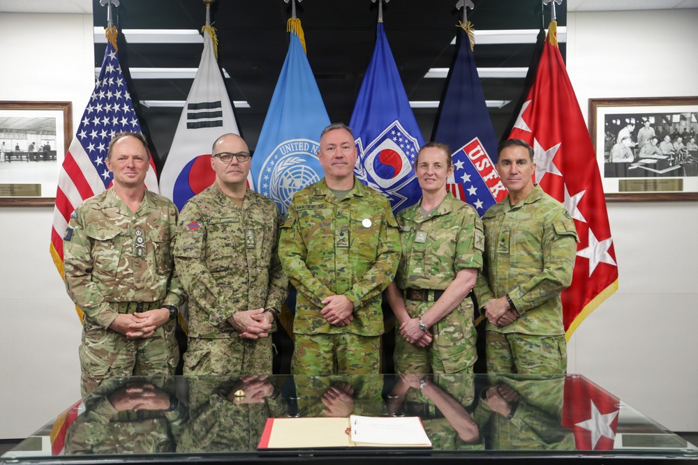 UNC Deputy Commander Welcomes Commonwealth Chiefs of Army for Strategic Dialogue