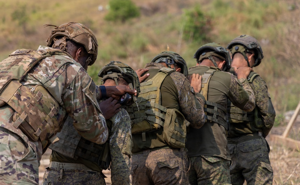 95th CEC Conducts Demolition Range and Training with Philippine Special Forces