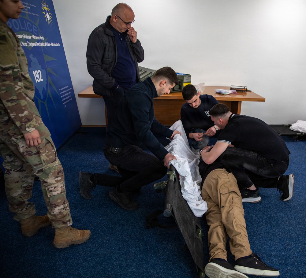 KFOR provides emergency medic class to Kosovo Police officers
