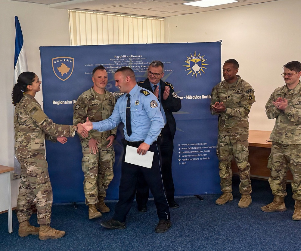 Kosovo Police officers receive certificates from KFOR Emergency Medic class
