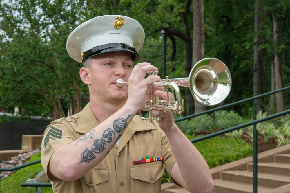 Wreath Laying at the Woodlands Monument