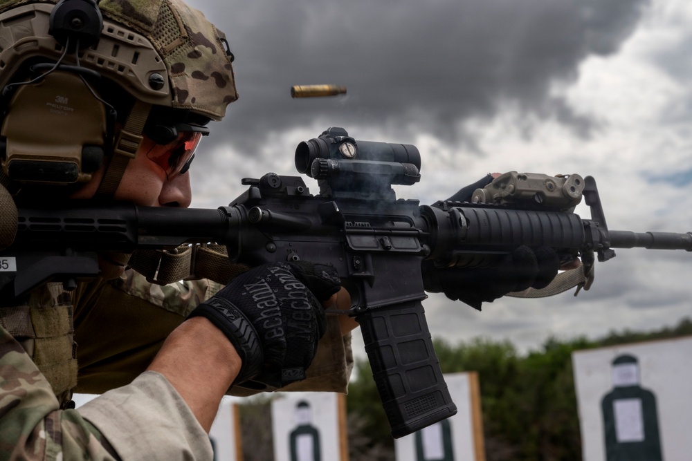 TACP Airmen go through Weapons Training and Qualifications