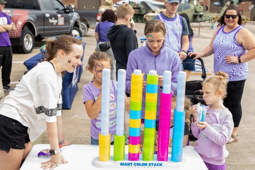 Missouri National Guard celebrates military children during family day event