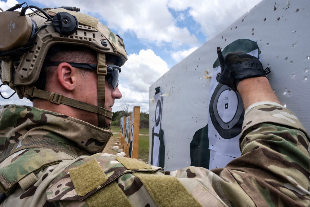TACP Airmen go through Weapons Training and Qualifications