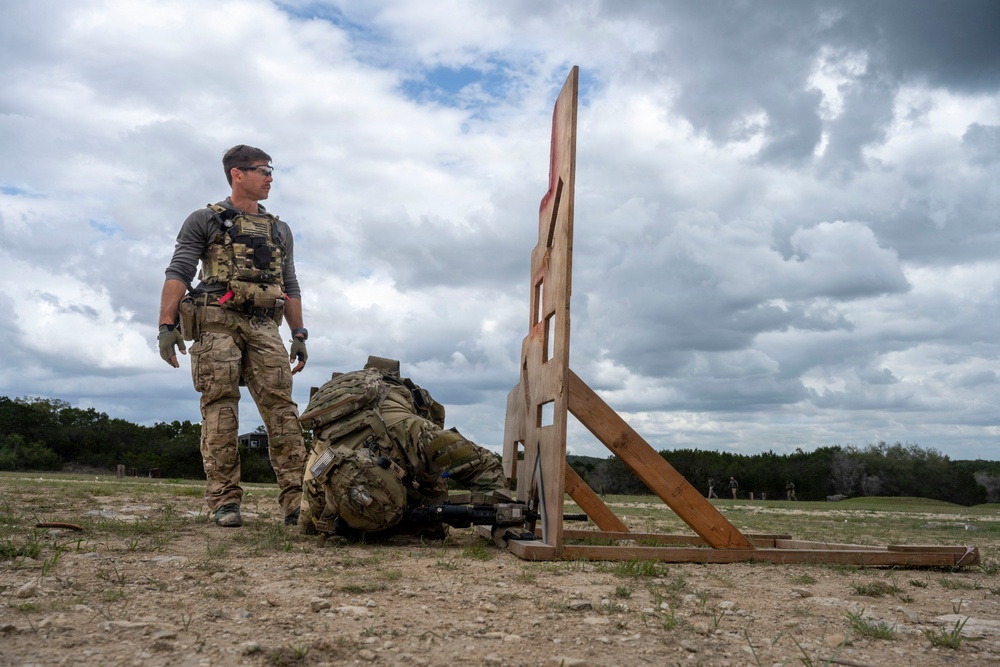 TACP Airmen go through Weapons Training and Qualifications