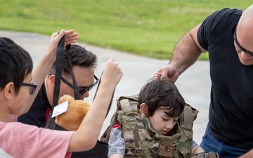 Missouri National Guard celebrates military children during family day event