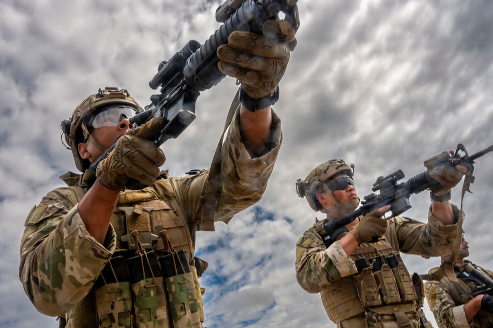 TACP Airmen go through Weapons Training and Qualifications