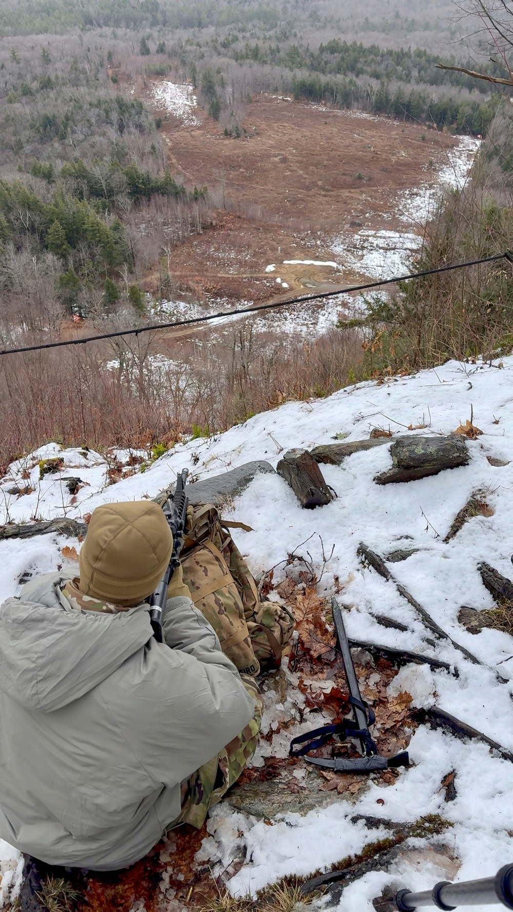 Airmen learn more than mountaineering at Army Mountain Warfare School