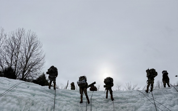 Airmen learn more than mountaineering at Army Mountain Warfare School