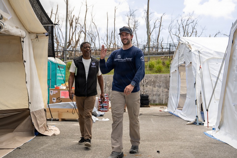 Samaritan's Purse Field Hospital Set Up in Saipan