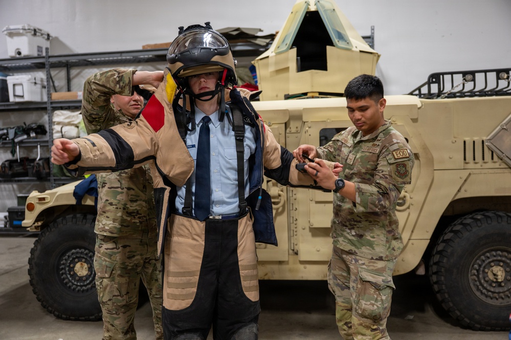 Clarkston High School JROTC Base Tour