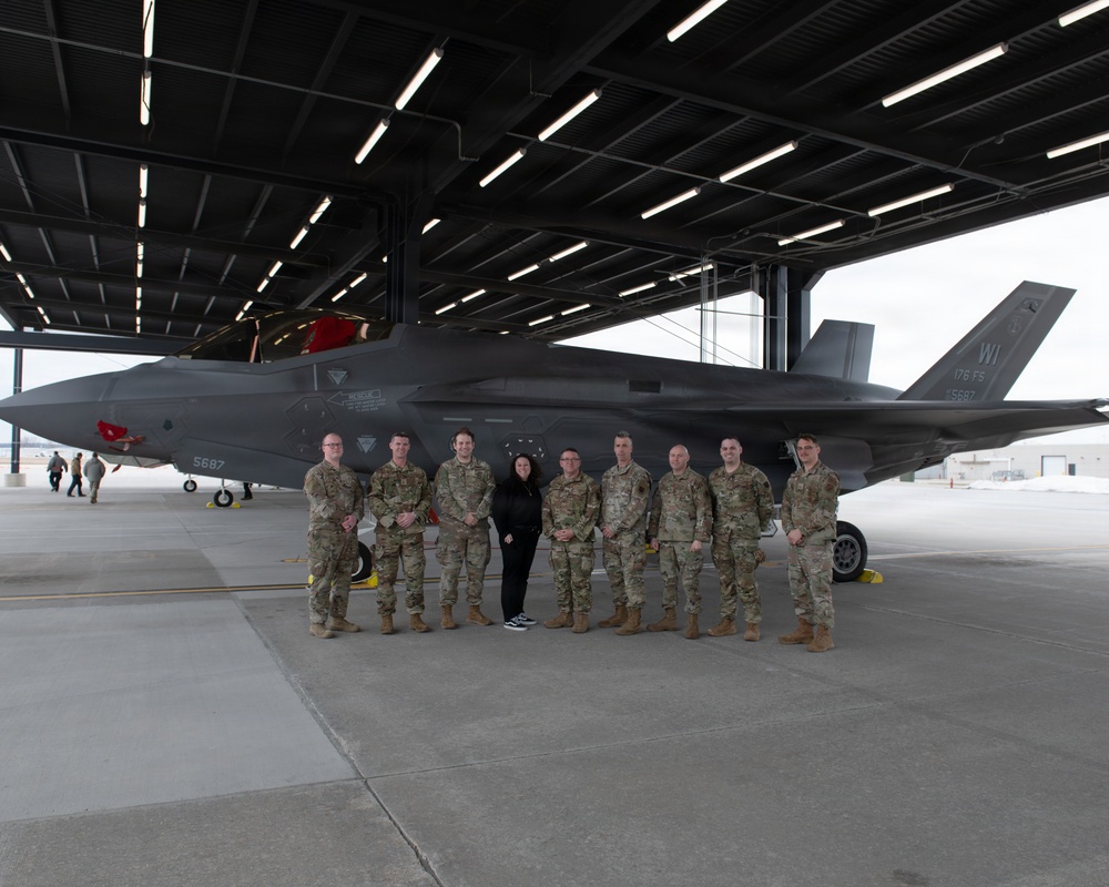 F-35 training builds teamwork between 104th and 115th Fighter Wings