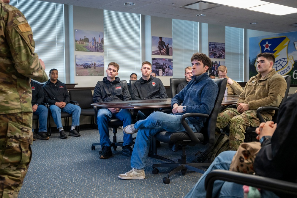 Central Washington University Air Force ROTC Cadets Visit Team McChord