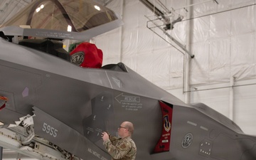 F-35 training builds teamwork between 104th and 115th Fighter Wings