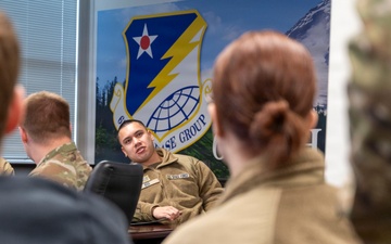 Central Washington University Air Force ROTC Cadets Visit Team McChord