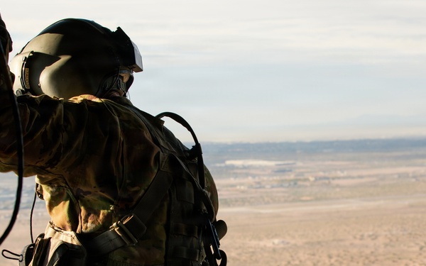 1st Armored Division CAB and 3rd ABCT conduct exfil training