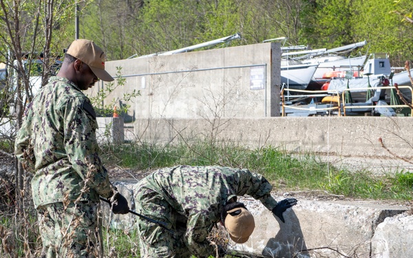 Naval Station Great Lakes Earth Day Base Cleanup