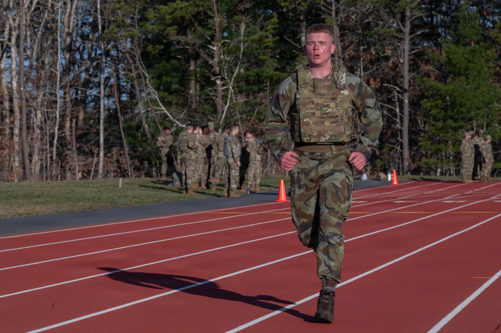 Irish Defence Forces soldiers test skills, build ties during Massachusetts National Guard Best Warrior Competition
