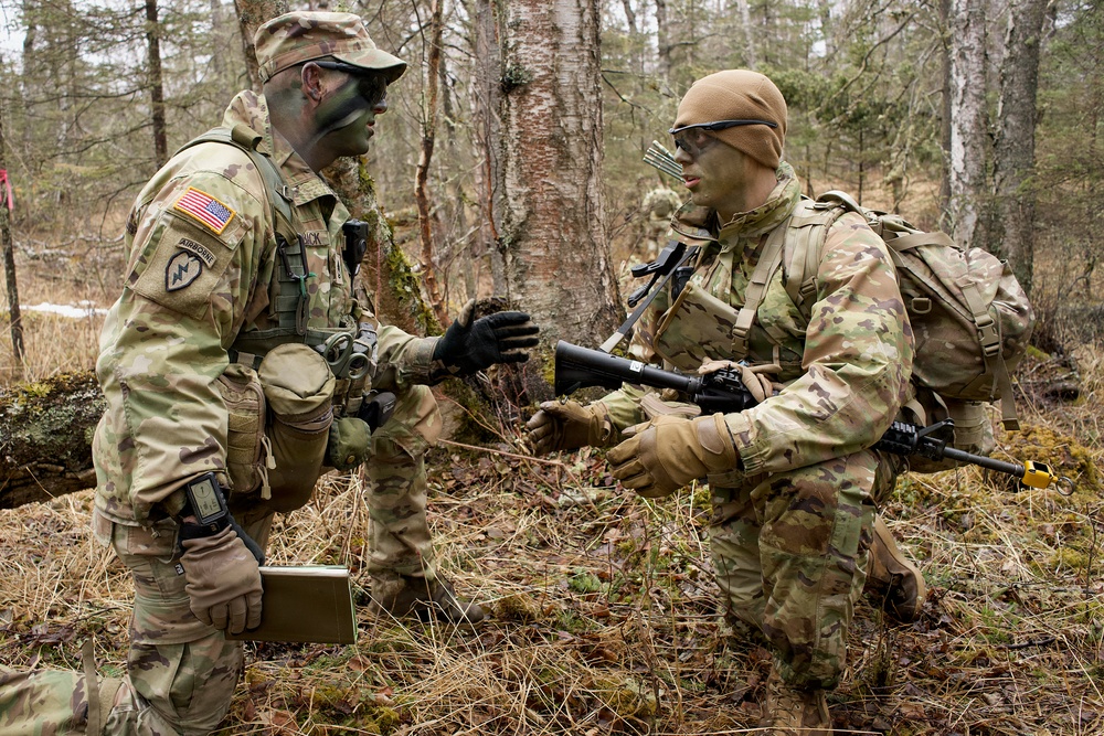 University of Alaska Army ROTC cadets train at Alcantra Armory