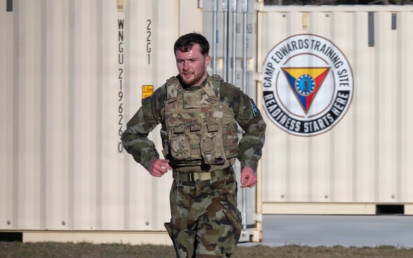 Irish Defence Forces soldiers test skills, build ties during Massachusetts National Guard Best Warrior Competition
