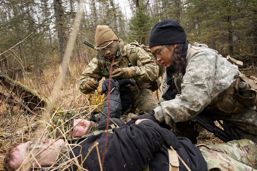 University of Alaska Army ROTC cadets train at Alcantra Armory