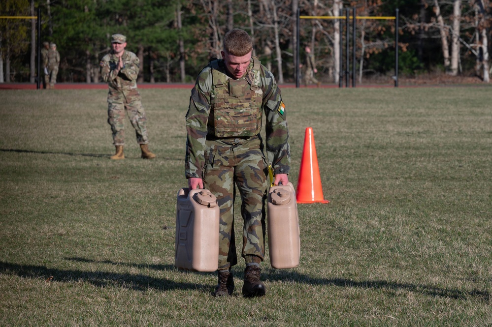 Irish Defence Forces soldiers test skills, build ties during Massachusetts National Guard Best Warrior Competition